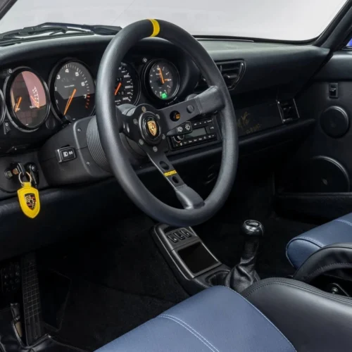 MOMO MOD.07 Steering Wheel - Black Leather