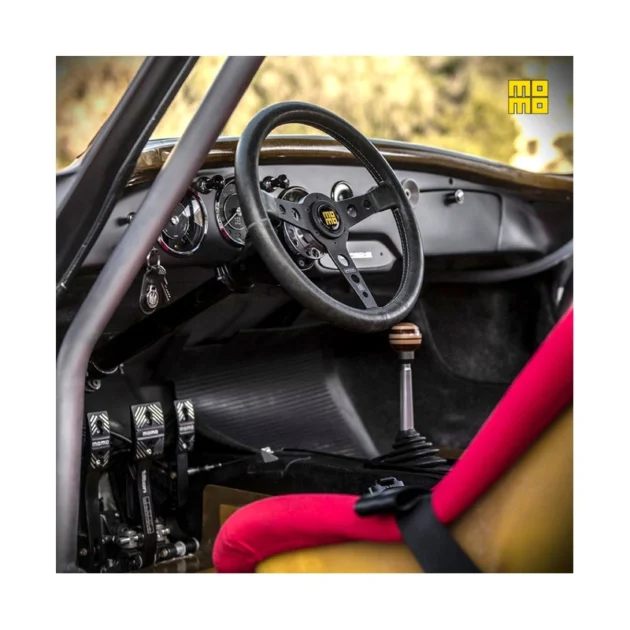 MOMO Prototipo Heritage Black Spoke steering wheel - Image 5